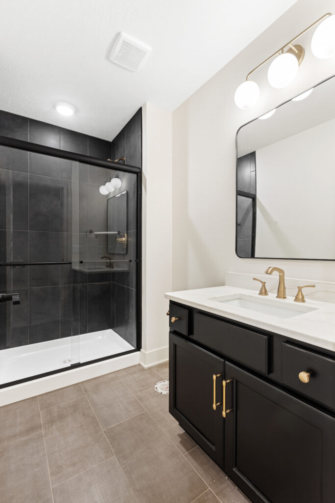 47-print-3644 S 218th St-64