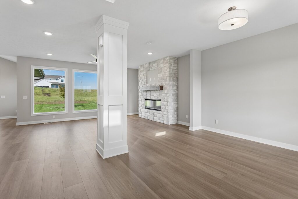 6-web-or-mls-10014 - 12408 S 89th St_006