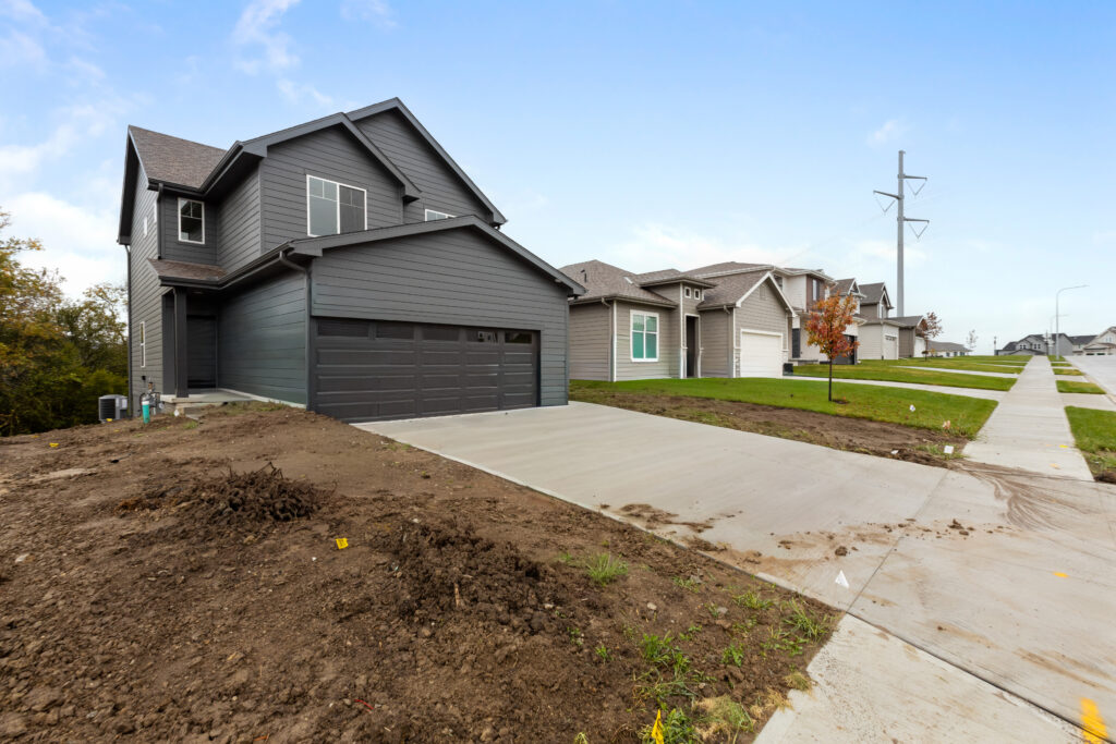 1-print-11310 Portage Cir-01