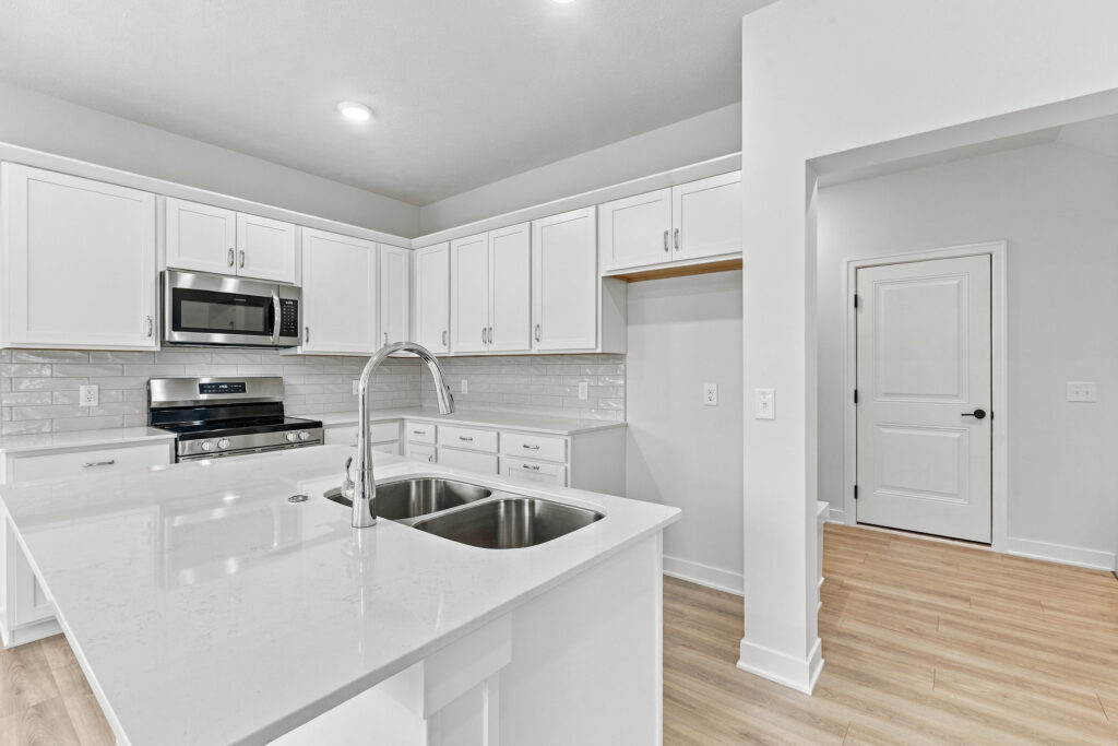 14-print-11310 Portage Cir-14