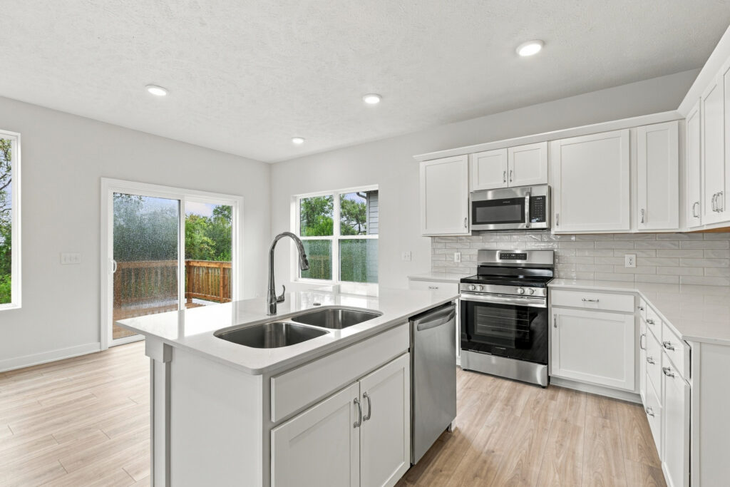 16-print-11310 Portage Cir-16