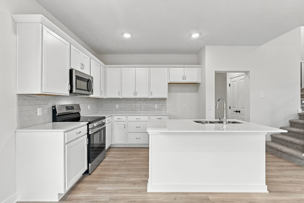 19-print-11310 Portage Cir-19