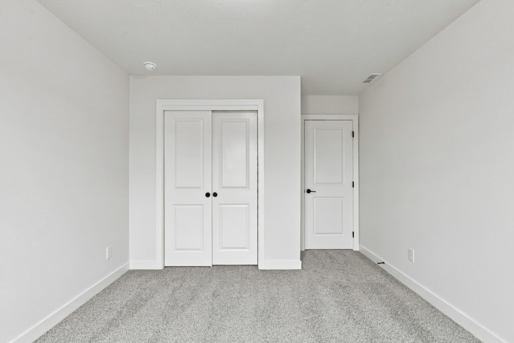 26-print-11310 Portage Cir-26