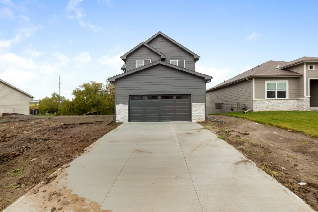 3-print-11310 Portage Cir-03