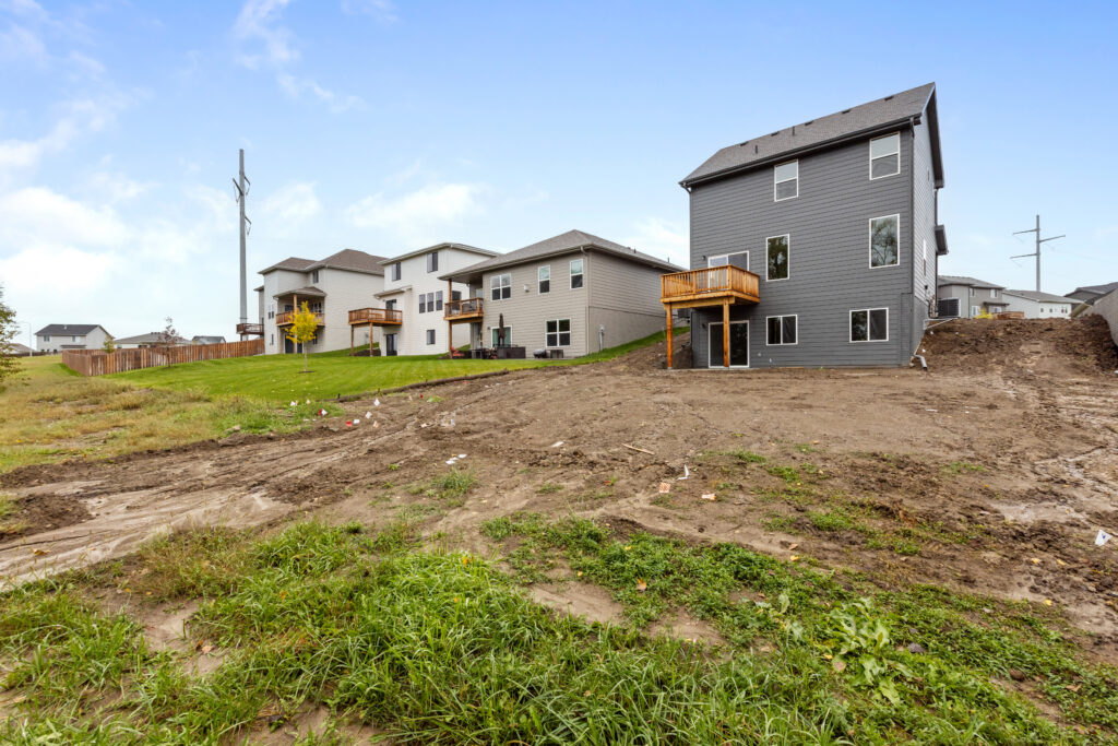 39-print-11310 Portage Cir-39