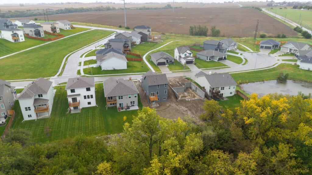 46-print-11310 Portage Cir-46