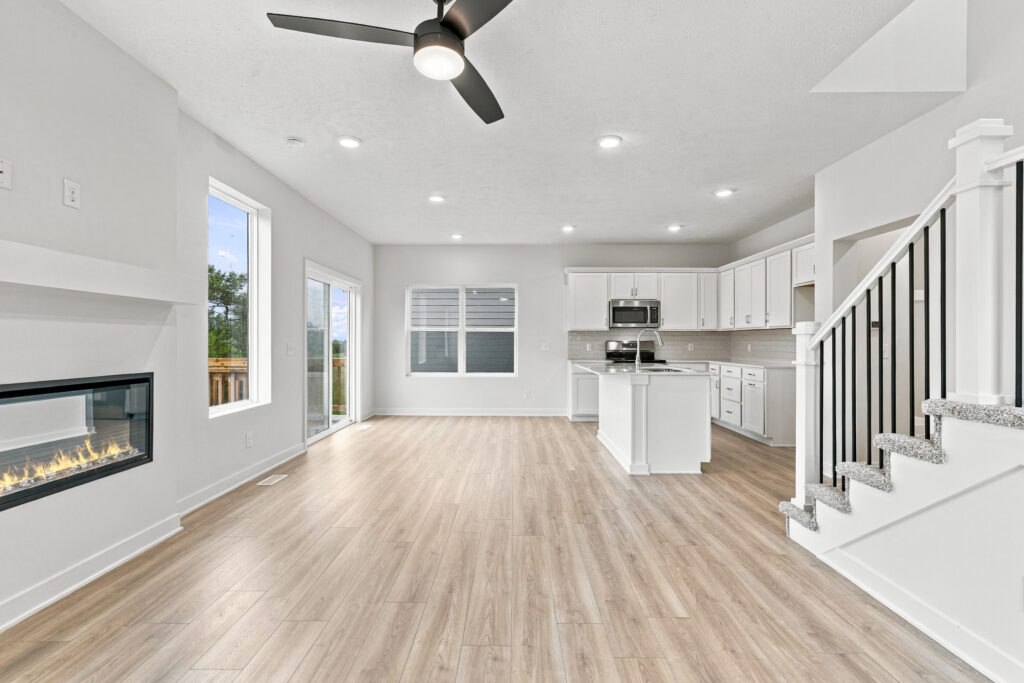 5-print-11310 Portage Cir-05